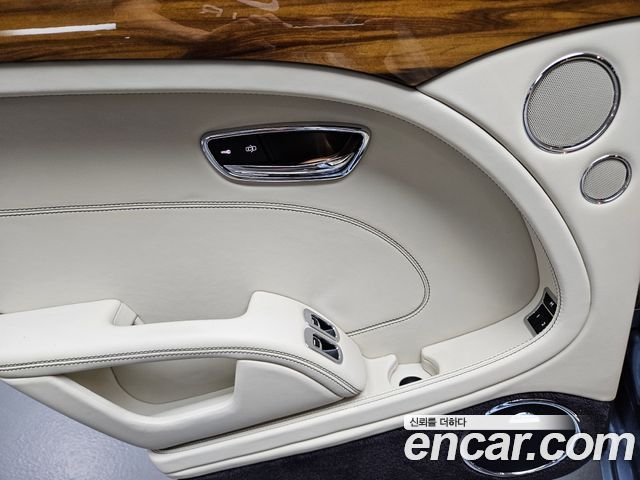 Bentley Mulsanne 2017 — photo 19