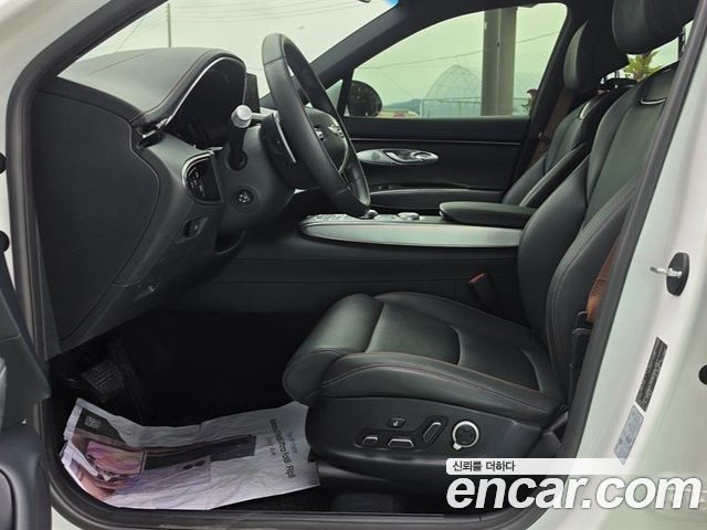 Genesis GV70 2021 — photo 10