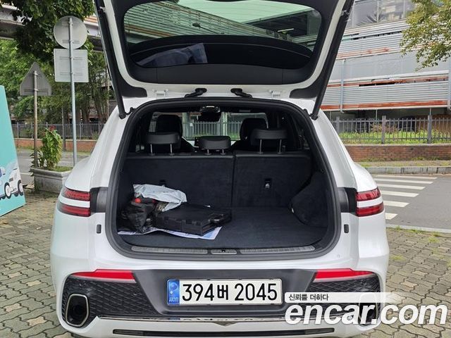 Genesis GV70 2021 — photo 20