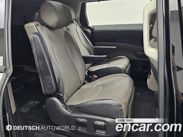 Kia Canival 2024 — photo 12