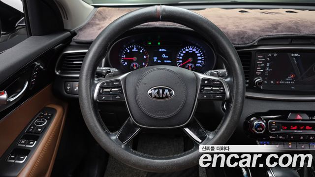 Kia Sorento 2018 — photo 13