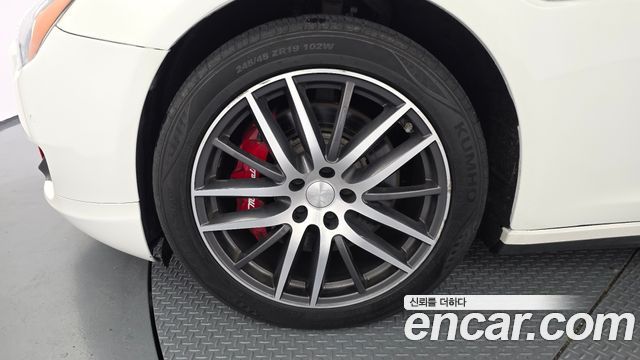 Maserati Quattroporte 2016 — photo 5