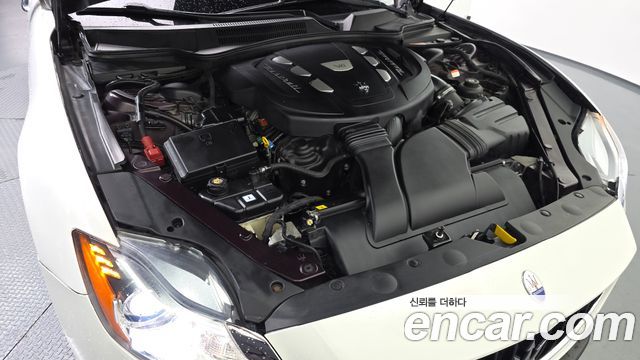 Maserati Quattroporte 2016 — photo 6