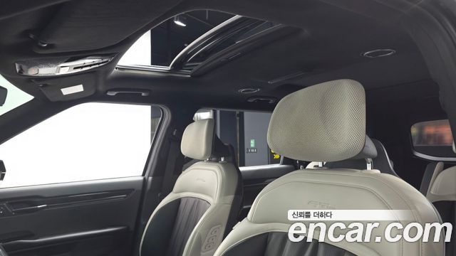 Kia EV9 2024 — photo 23