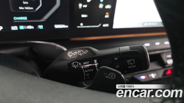 Kia EV9 2024 — photo 32