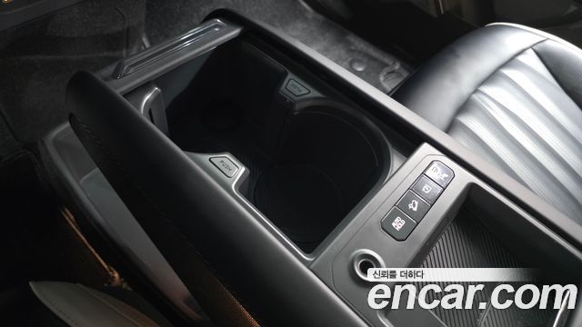 Kia EV9 2024 — photo 38