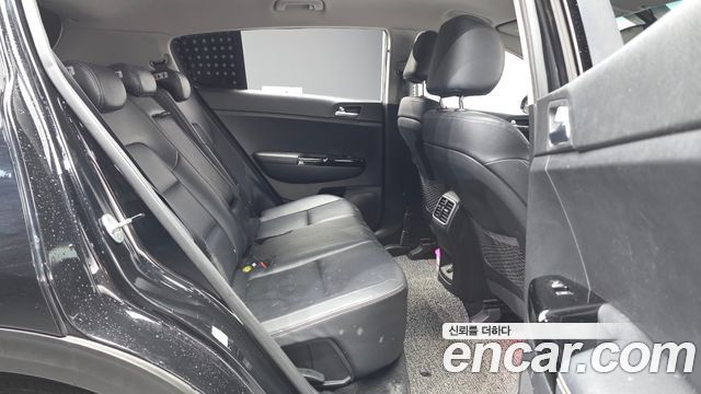 Kia Sportage 2016 — photo 12