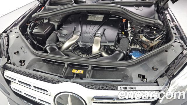 Mercedes-Benz GLS-Class 2017 — photo 6