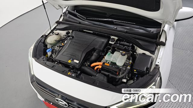 Hyundai Ioniq 2016 — photo 6