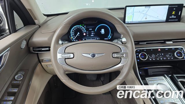 Genesis GV80 2023 — photo 13