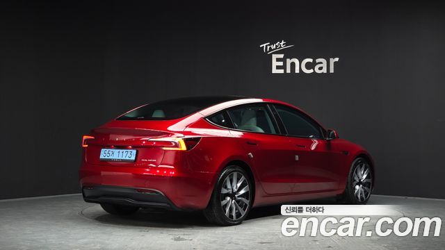 Tesla Model 3 2024 — photo 2
