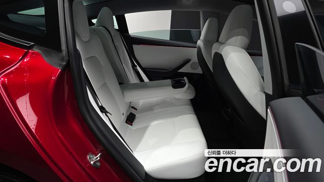 Tesla Model 3 2024 — photo 12