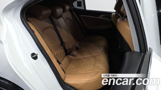 Genesis G70 2023 — photo 18