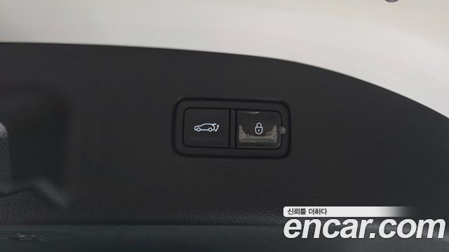 Genesis G70 2023 — photo 25