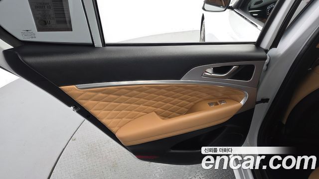 Genesis G70 2023 — photo 15
