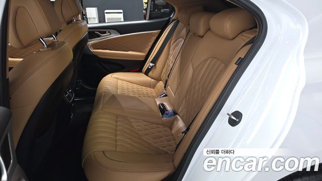 Genesis G70 2023 — photo 16