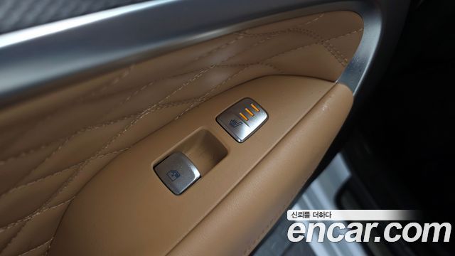 Genesis G70 2023 — photo 27