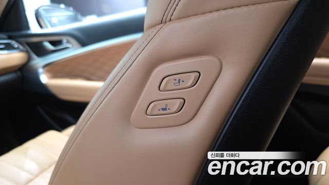 Genesis G70 2023 — photo 29