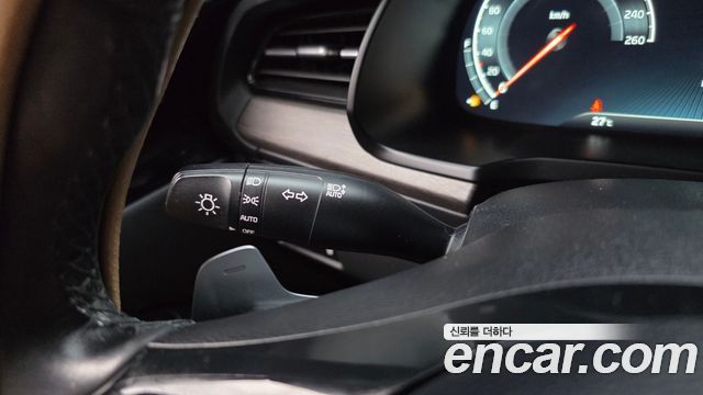 Kia K7 2020 — photo 26