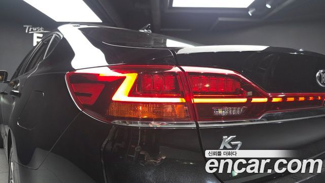 Kia K7 2020 — photo 9