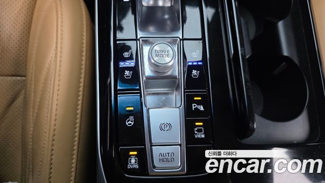 Kia K7 2020 — photo 28