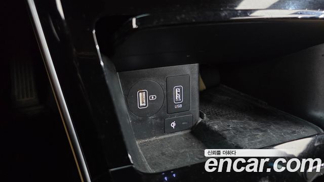 Kia K7 2020 — photo 32