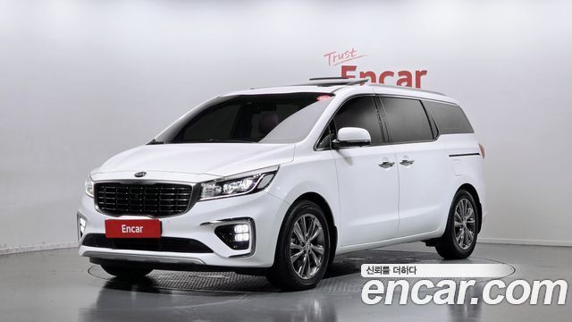 Kia Canival 2020 — photo 1