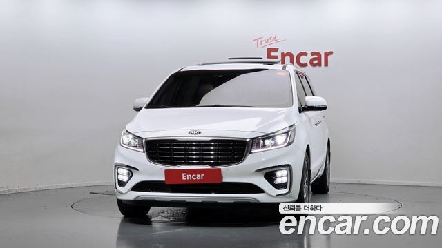 Kia Canival 2020 — photo 3