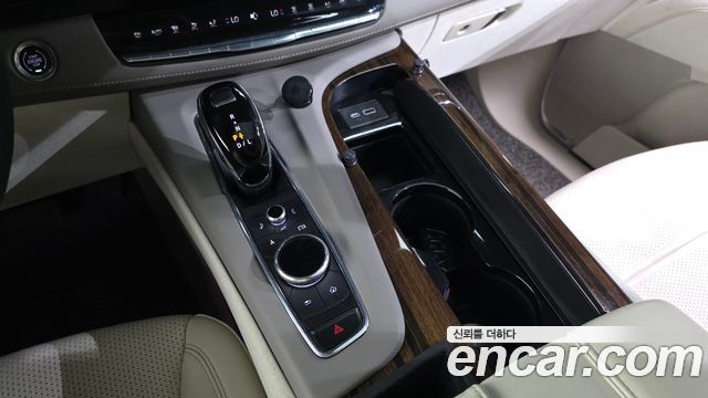Cadillac Escalade 2023 — photo 9