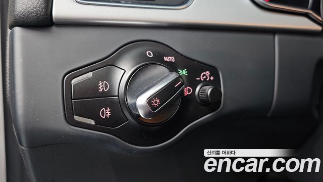 Audi A5 2011 — photo 18