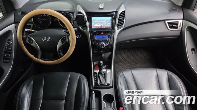 Hyundai i30 2014 — photo 10