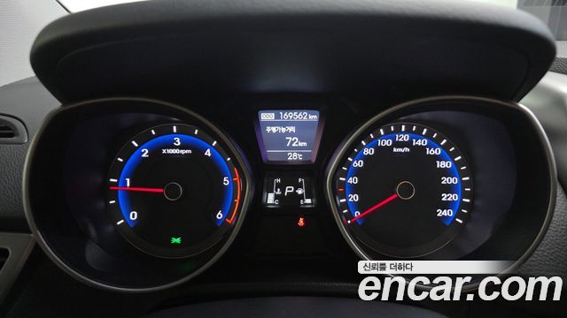 Hyundai i30 2014 — photo 11