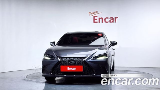 Lexus ES 2023 — photo 3