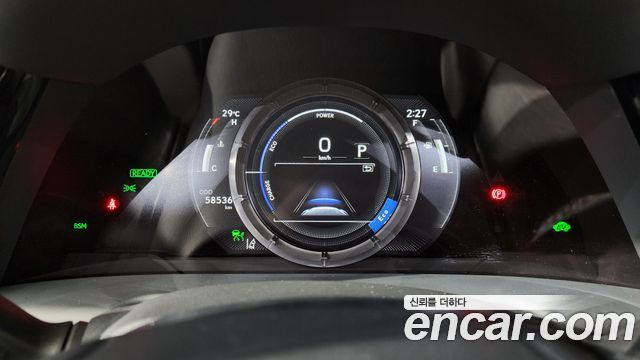 Lexus ES 2023 — photo 11