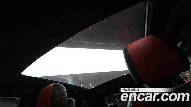 Land Rover Range Rover Evoque 2018 — photo 22