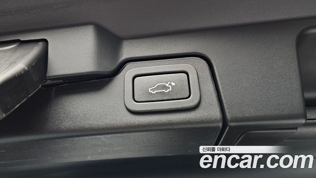 Land Rover Range Rover Evoque 2018 — photo 27