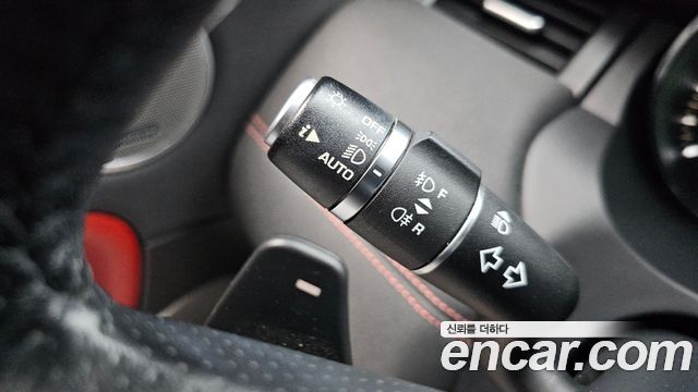 Land Rover Range Rover Evoque 2018 — photo 28