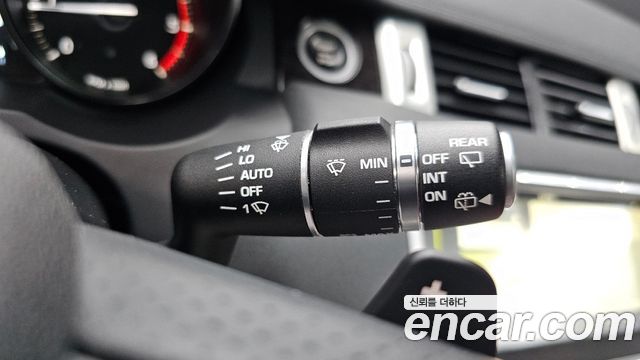 Land Rover Range Rover Evoque 2018 — photo 29