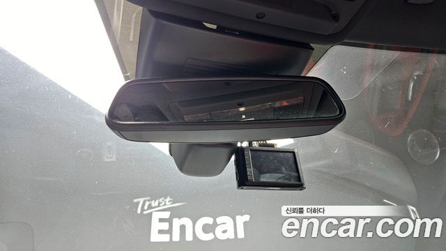 Land Rover Range Rover Evoque 2018 — photo 36