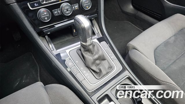 Volkswagen Golf 2015 — photo 9