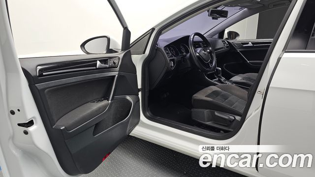 Volkswagen Golf 2015 — photo 10