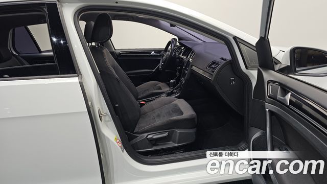 Volkswagen Golf 2015 — photo 11