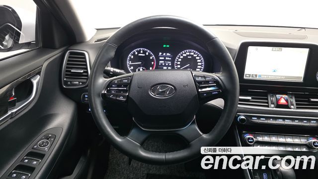 Hyundai Grandeur 2017 — photo 13
