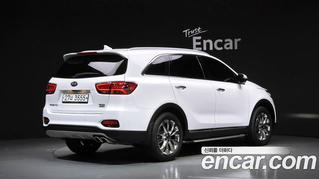 Kia Sorento 2018 — photo 2