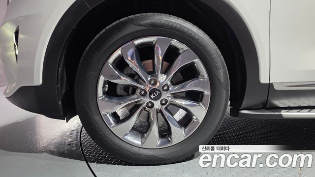 Kia Sorento 2018 — photo 5
