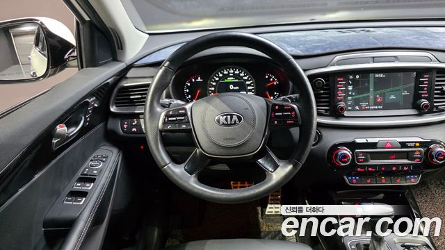 Kia Sorento 2018 — photo 19