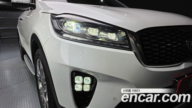 Kia Sorento 2018 — photo 8