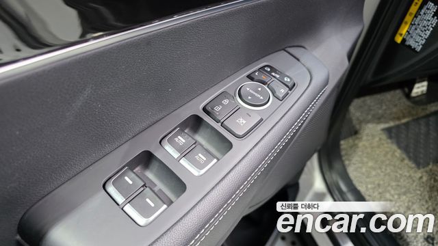 Kia Sorento 2018 — photo 29