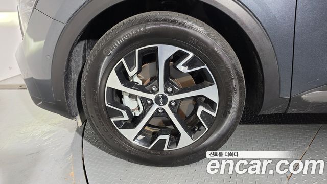 Kia Sportage 2023 — photo 5