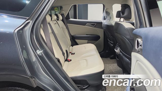 Kia Sportage 2023 — photo 12